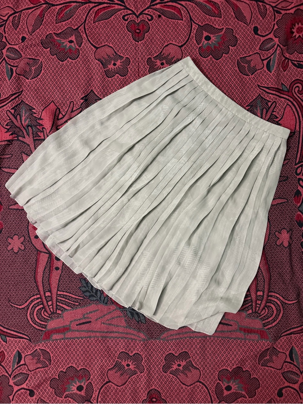 Halogen Light Gray Pleated Skirt